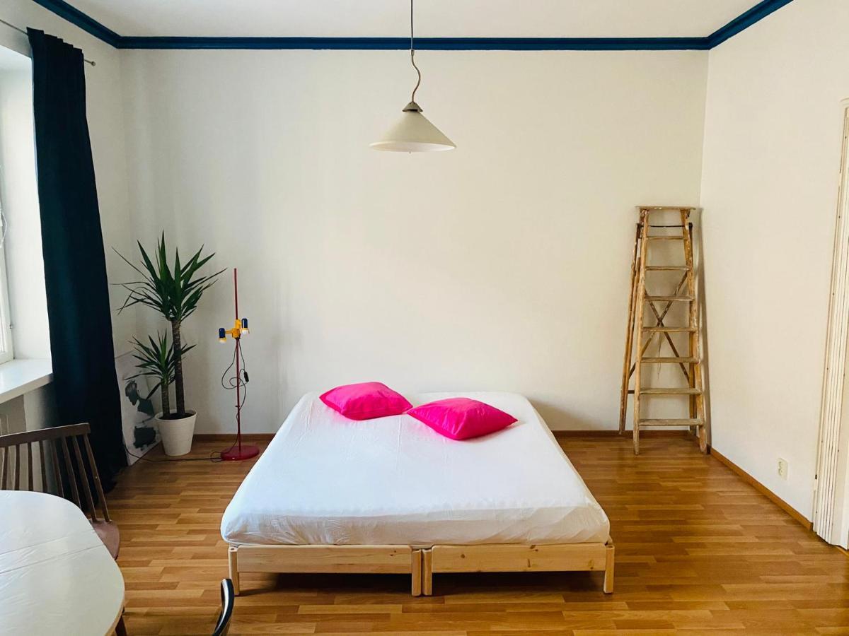 Respectful And Peaceful With Two Bedrooms Huoneisto *